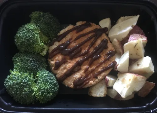 Fit Turkey Burger - Broccoli, Regular Sauce